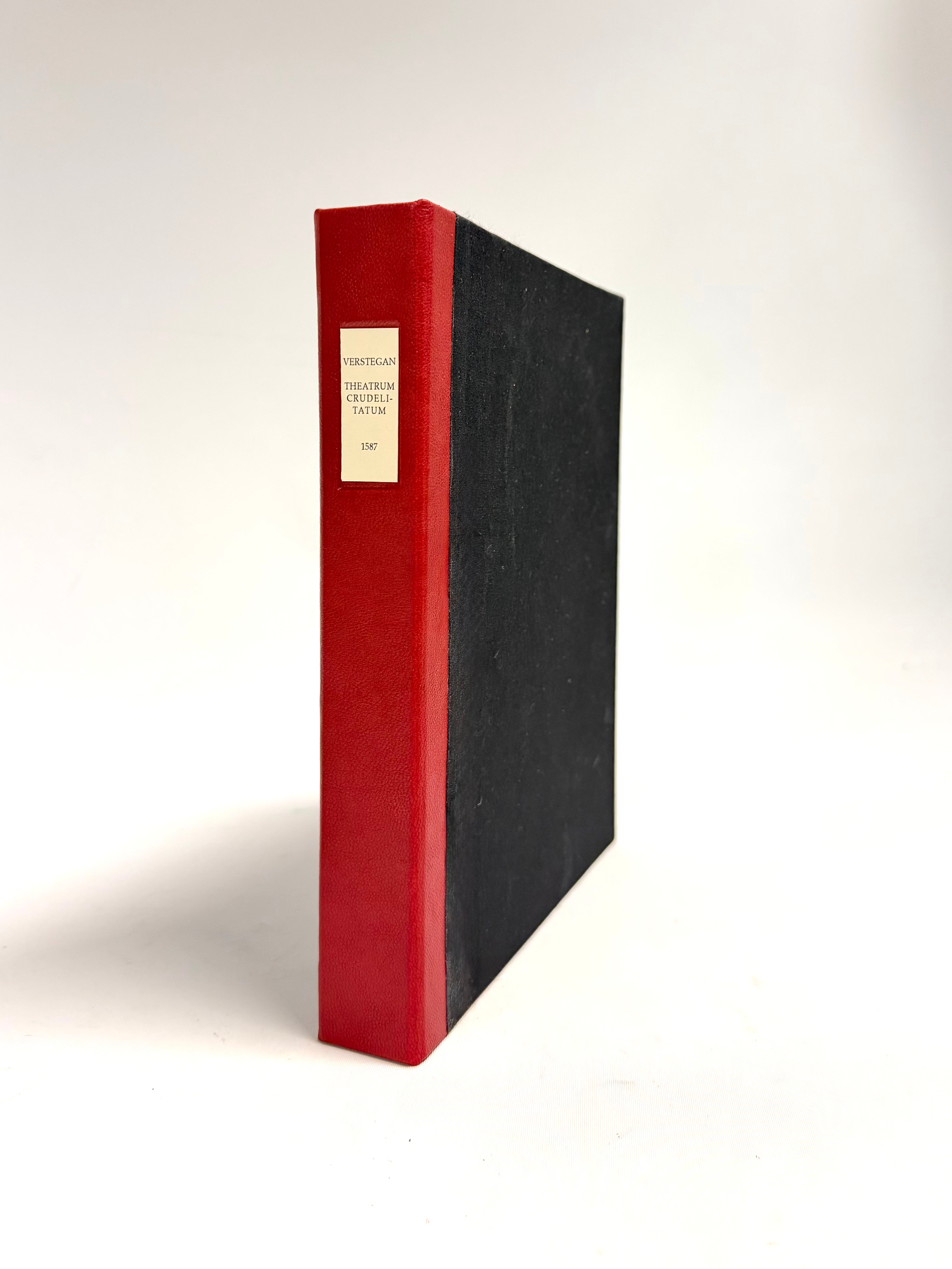 Custom Clamshell Boxes