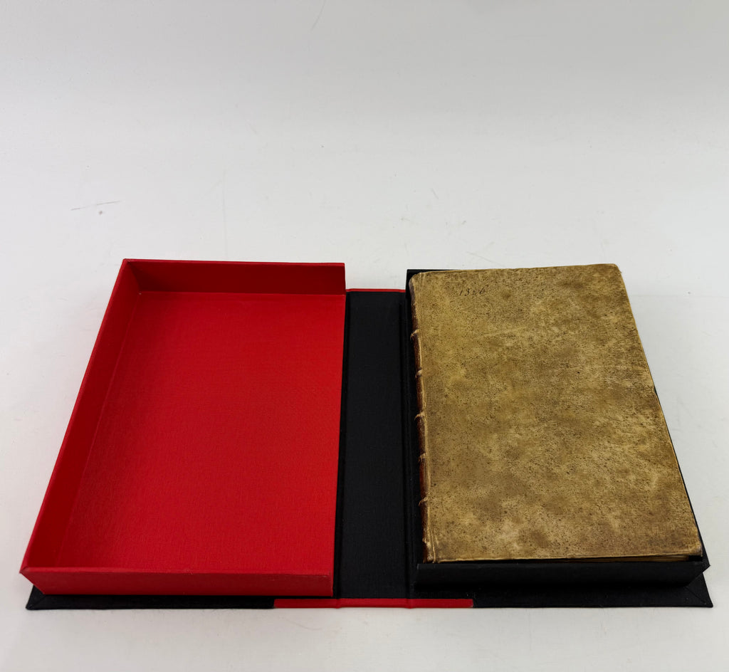Custom Clamshell Boxes