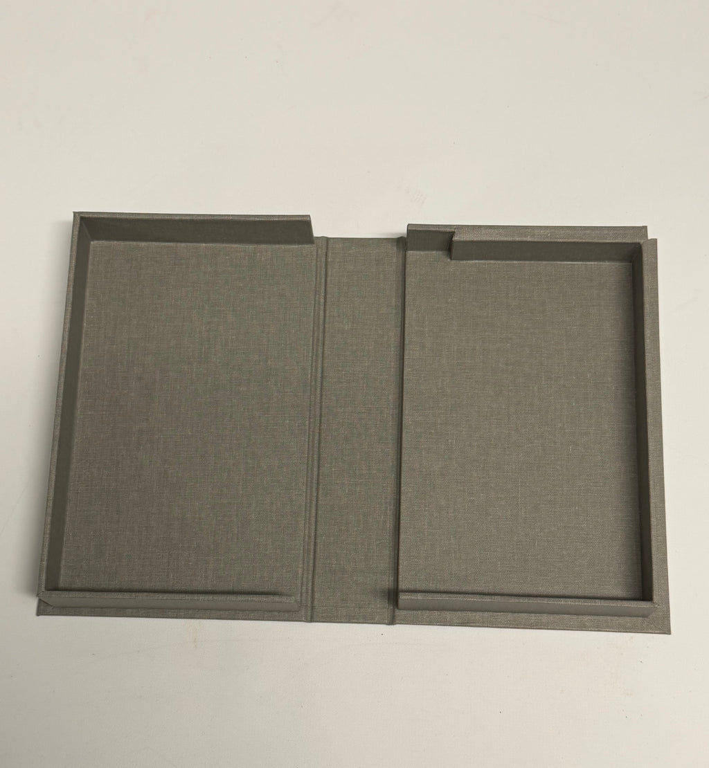 Custom Clamshell Boxes